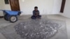 بھارت: ایک روپے کے دو لاکھ ساٹھ ہزار سکوں سے بائیک خریدنے والا نوجوان