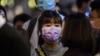 چین میں کرونا وائرس: 10 شہروں میں عوامی مقامات بند، ہلاکتیں 25 ہو گئیں